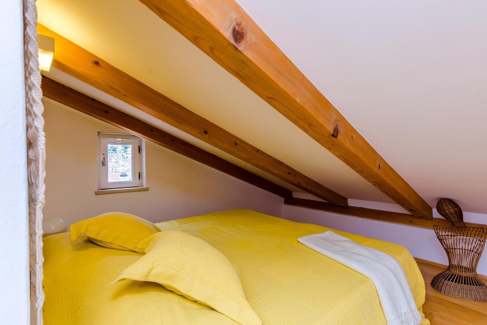 Apartman Domino 18 *